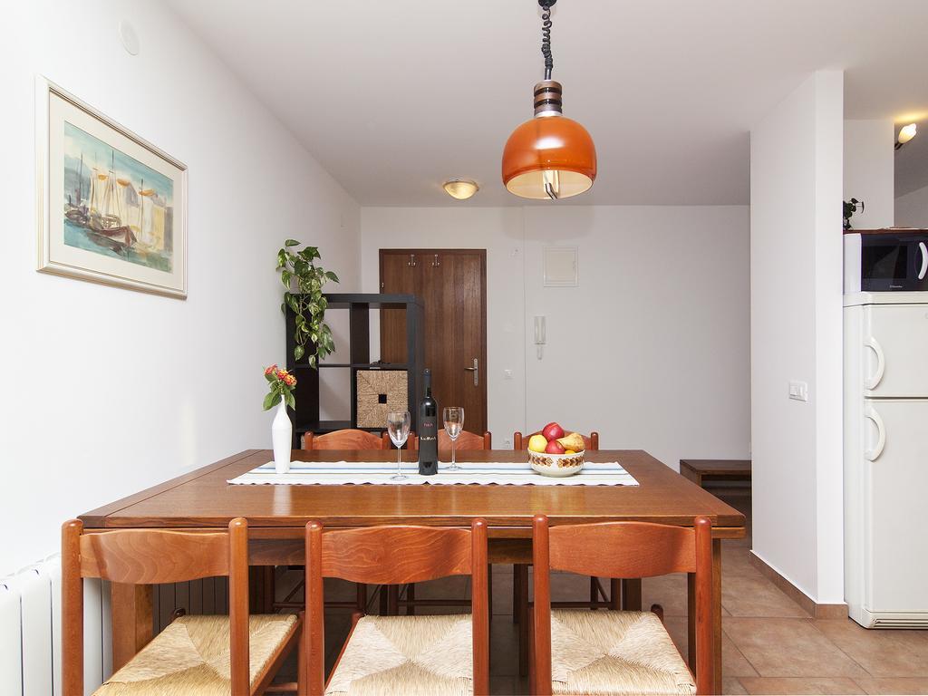 Apartments Ceja Near Sea Medulin Rom bilde
