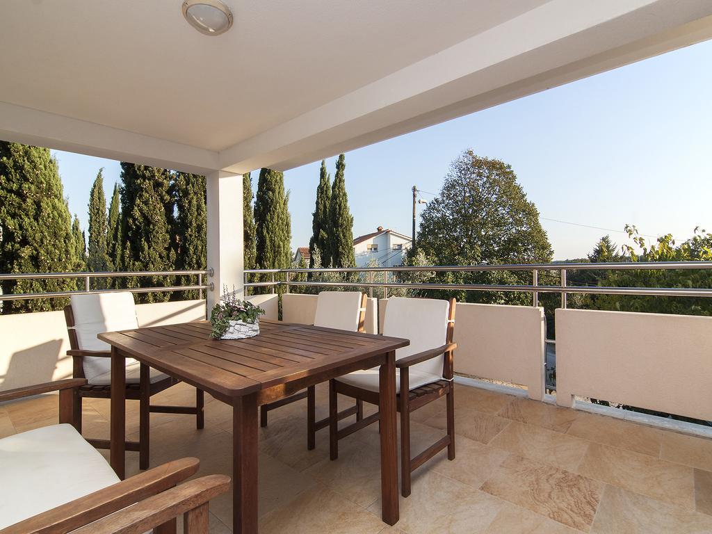 Apartments Ceja Near Sea Medulin Rom bilde