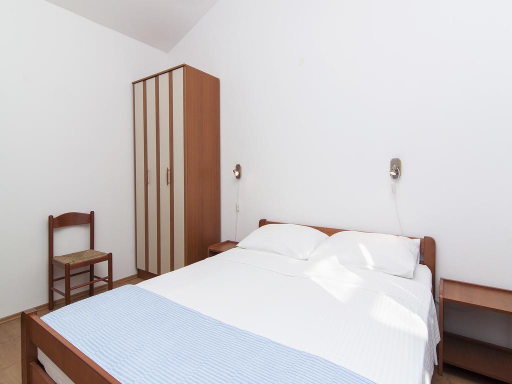 Apartments Ceja Near Sea Medulin Rom bilde