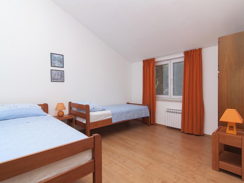 Apartments Ceja Near Sea Medulin Eksteriør bilde