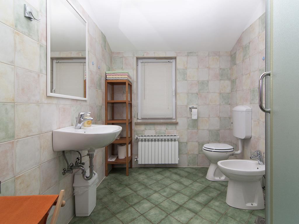 Apartments Ceja Near Sea Medulin Rom bilde