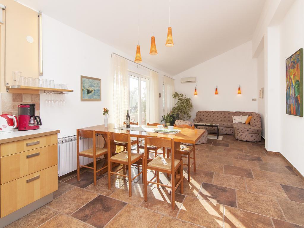 Apartments Ceja Near Sea Medulin Eksteriør bilde
